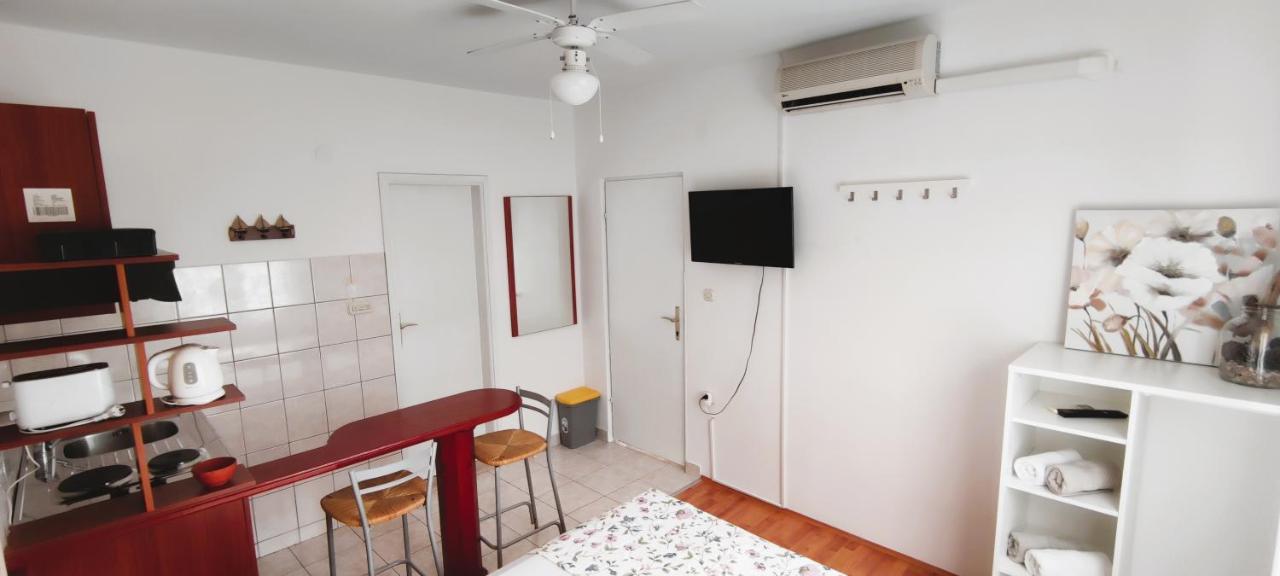 Apartments Senka Viganj Ngoại thất bức ảnh